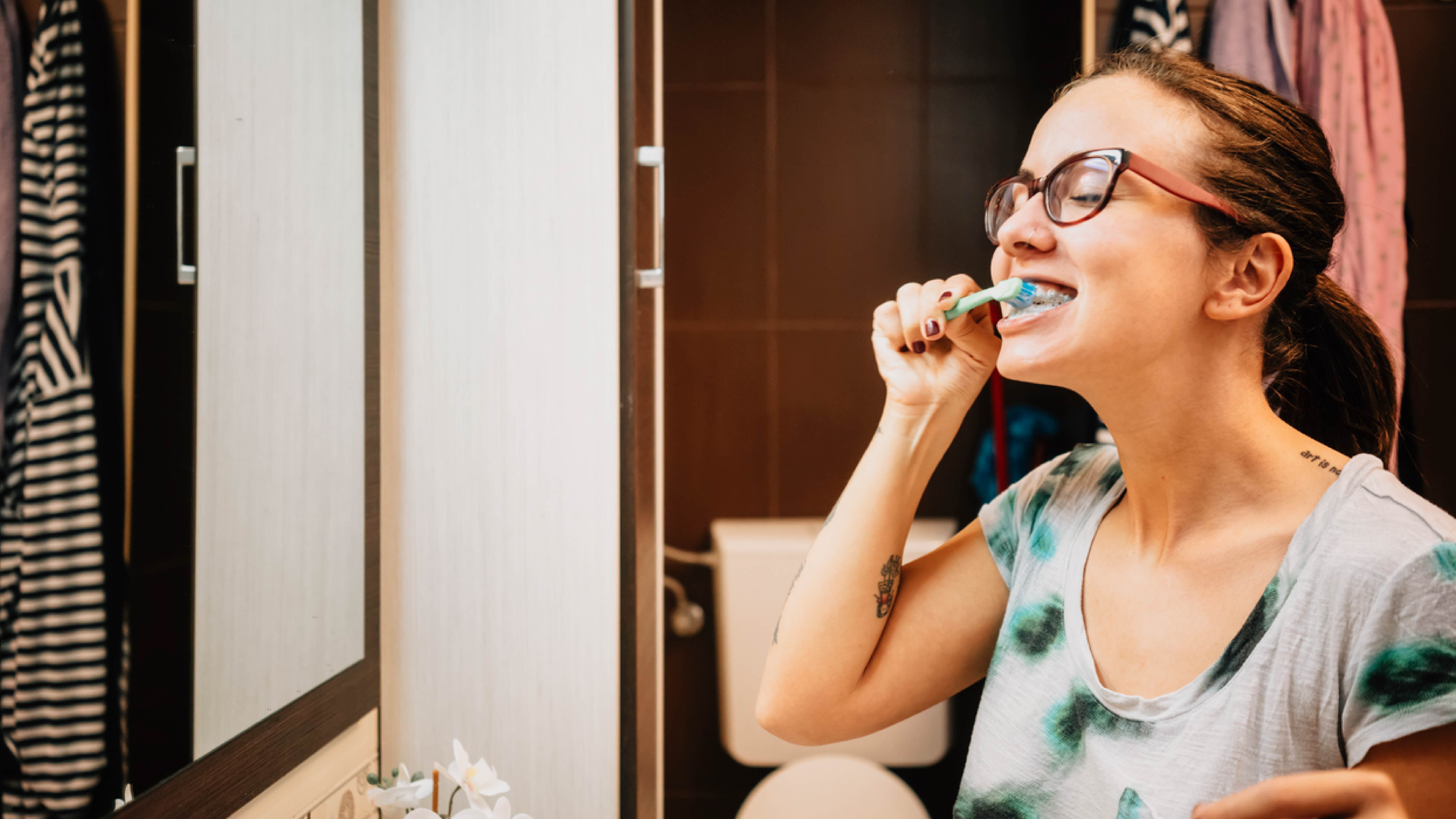 keep your teeth clean with braces